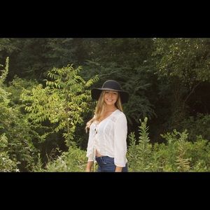 Meet your Posher, Sage